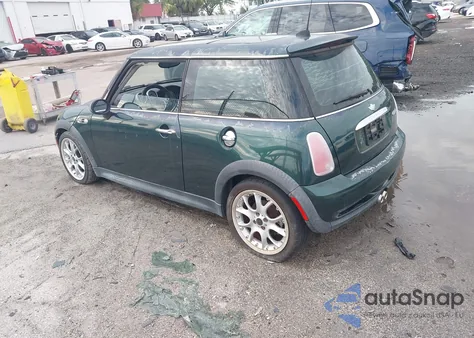 2006 Mini Cooper S из США, поврежденный, VIN WMWRE33586TJ36382